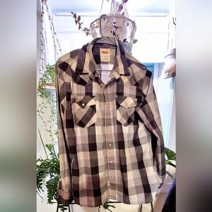 Mens medium Levi's Shirt